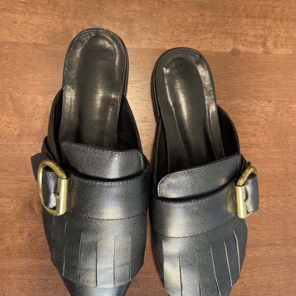 Black Leather Mules Sz 7 Pointy Toe Vero Cuoio Witchy Goth Brass Buckle Fringe - Picture 5 of 15